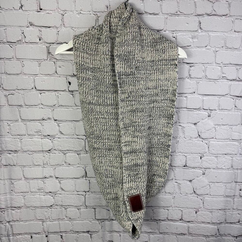 Love Your Melon Knit Infinity Scarf Navy Gray